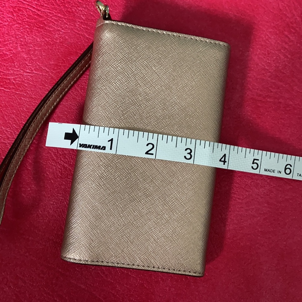 💜Kate Spade Wristlet💜 - Picture 6 of 16